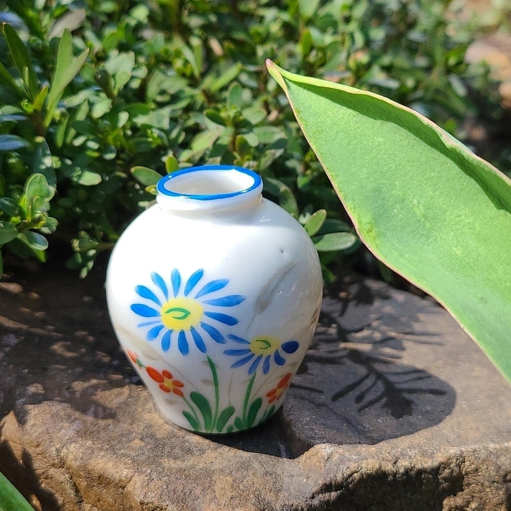 Vintage miniture vase, Bavaria, Germany.  Flowers.